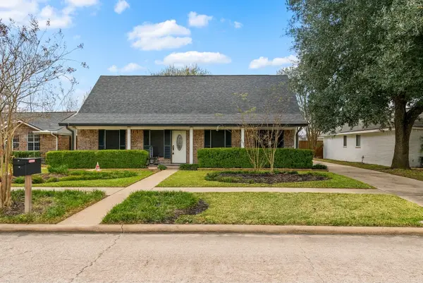 1735 Eastfield Drive, Missouri City, TX 77459