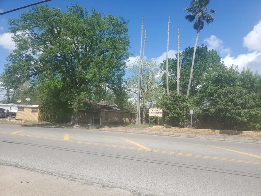 708 N Velasco Street #N, Angleton, TX 77515 - #3