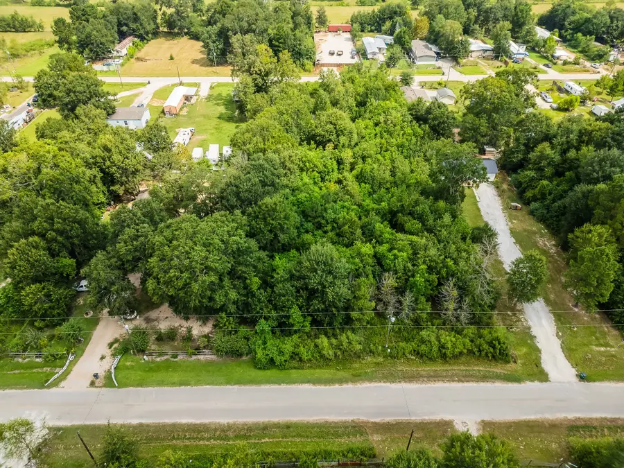 359 County Road 3417, Cleveland, TX 77327 - Image #3