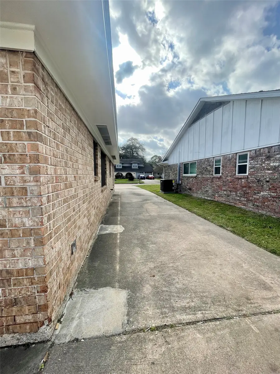 12011 Chessington Drive, Houston, TX 77031 - #2