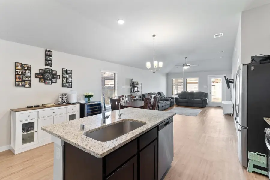 1200 Cavalry Junction Drive, Alvin, TX 77511 - Image #3