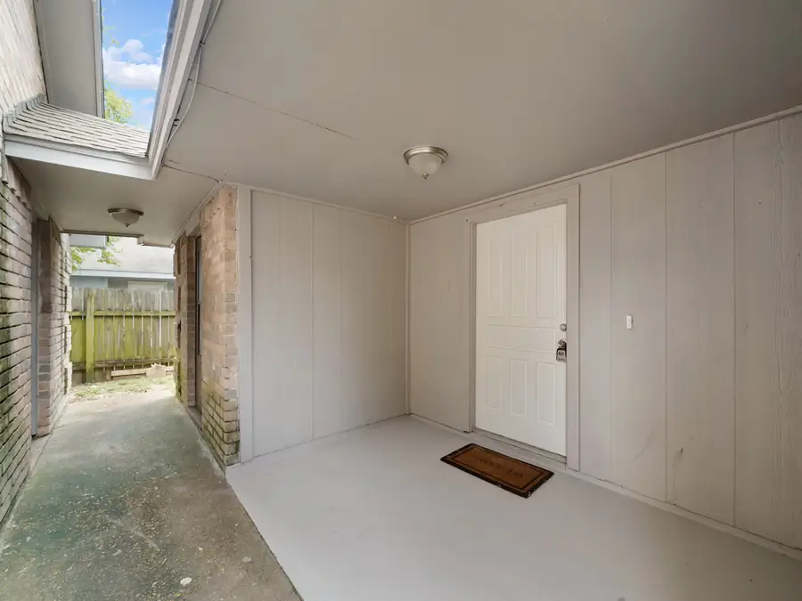 8743 Yvonne Drive, Houston, TX 77044 - #3