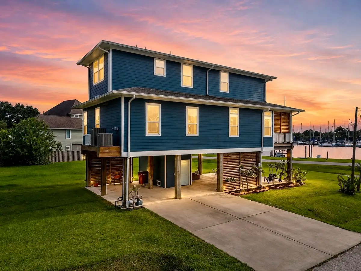 403 W Shore Drive, Clear Lake Shores, TX 77565 - #1