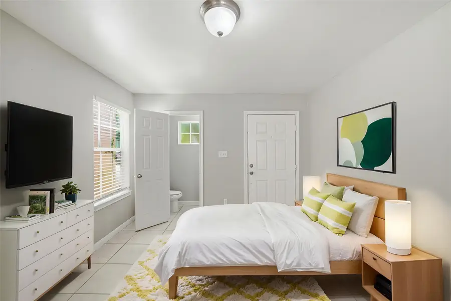 4930 S Cancun Drive, Houston, TX 77045 - #3