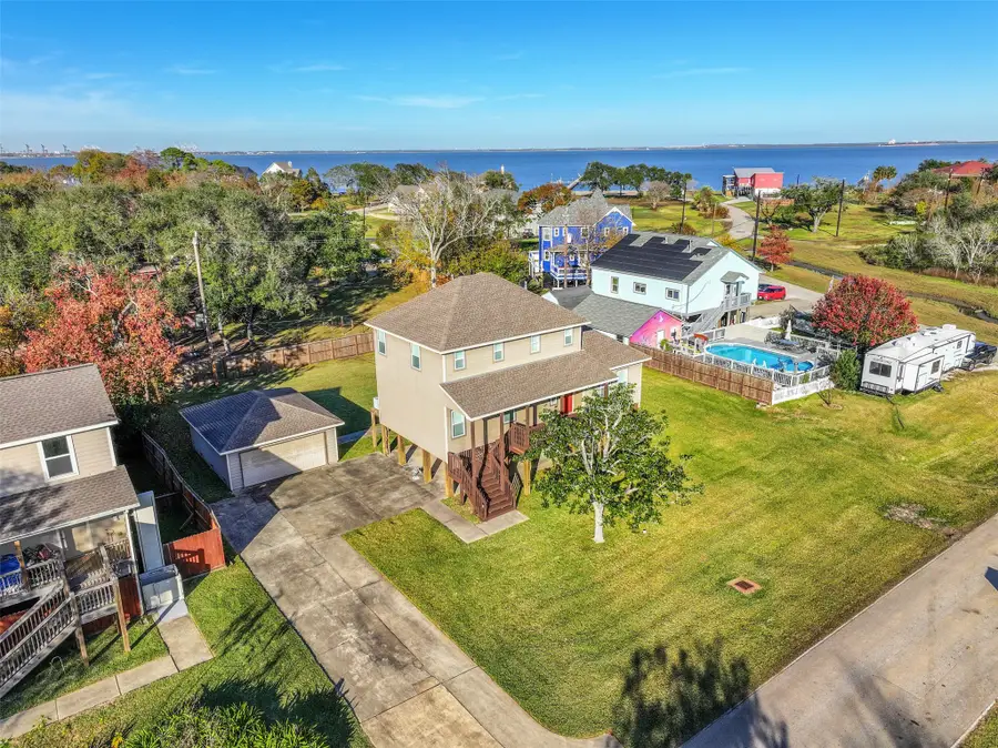 212 Oakdale Street, Shoreacres, TX 77571 - Image #3