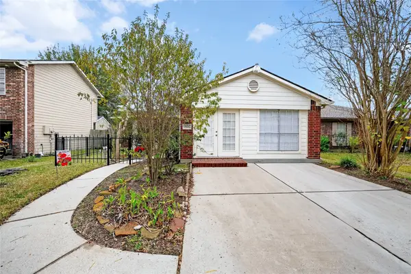 2135 Falling Oaks Road, Houston, TX 77038