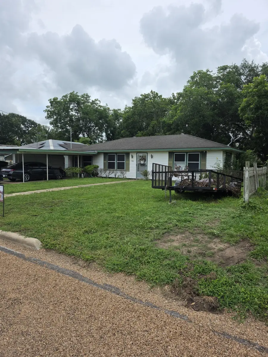 706 Cemetery Avenue, Eagle Lake, TX 77434 - #3