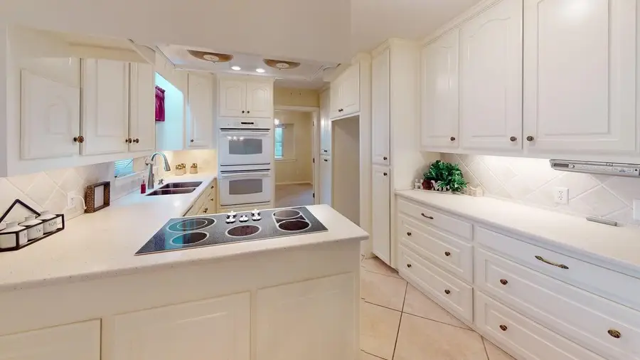 112 Aster Lane, Lake Jackson, TX 77566 - #3