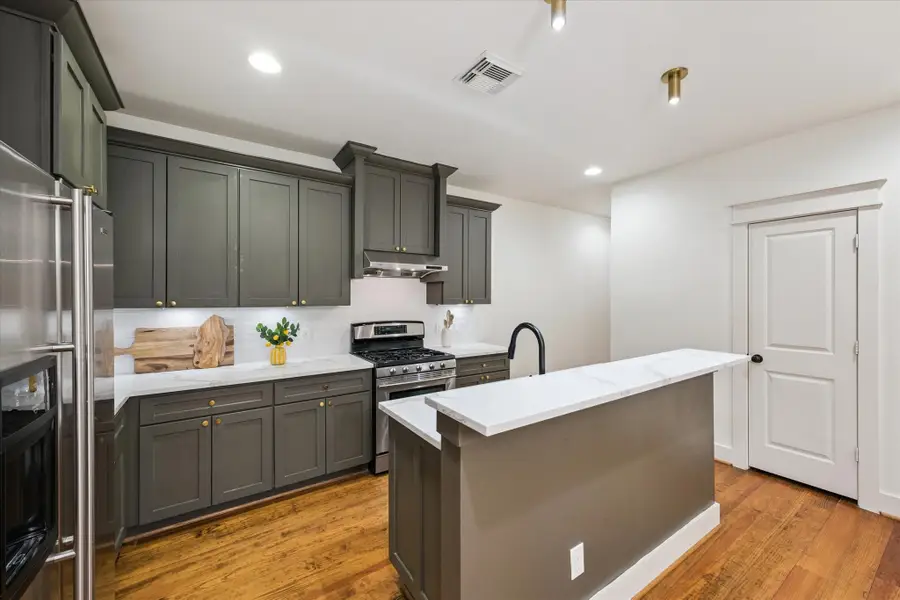 636 E 6th 1/2 Street, Houston, TX 77007 - #3