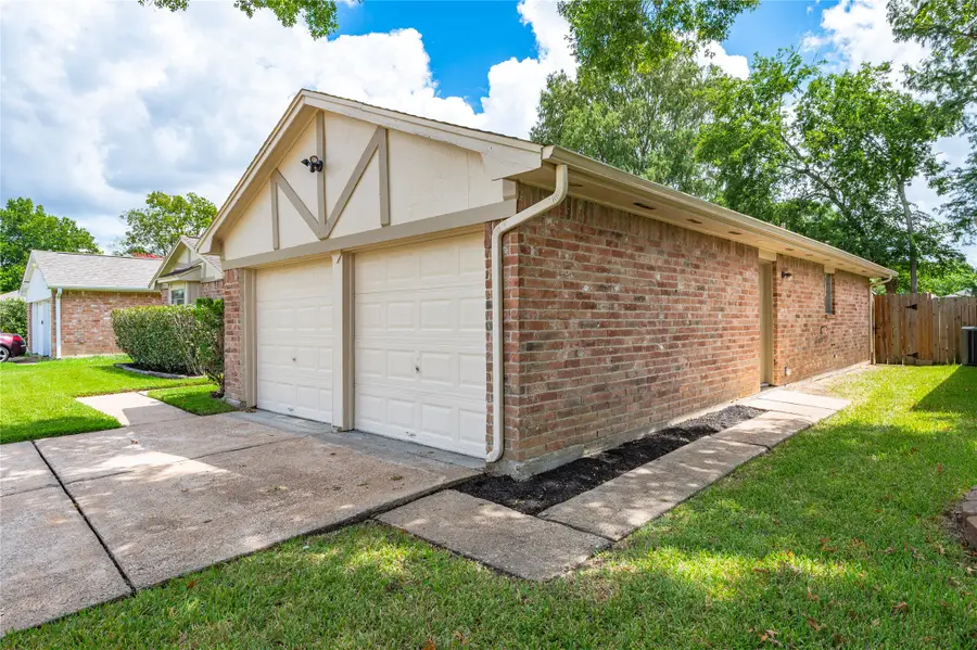 2915 Early Turn Drive, Webster, TX 77598 - #2