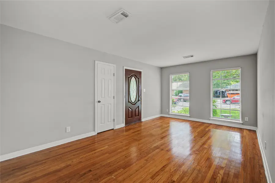 11206 Cliffwood Drive, Houston, TX 77035 - #2