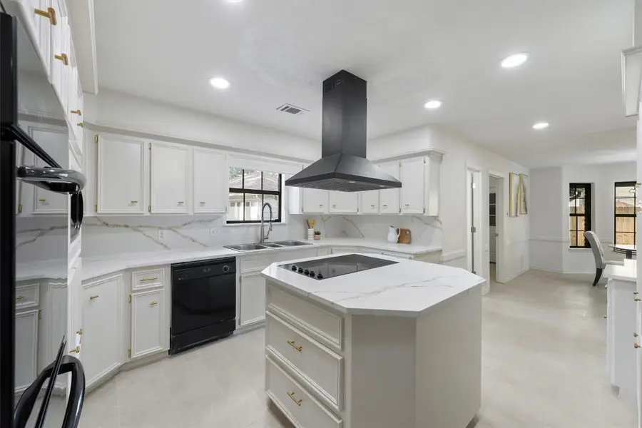 6711 Walton Heath Drive, Houston, TX 77069 - Image #3