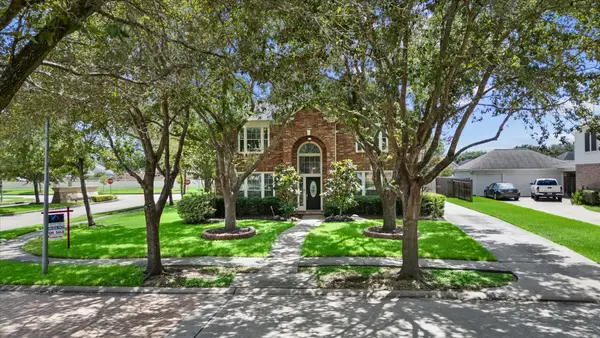 406 Silver Creek Circle, Richmond, TX 77406