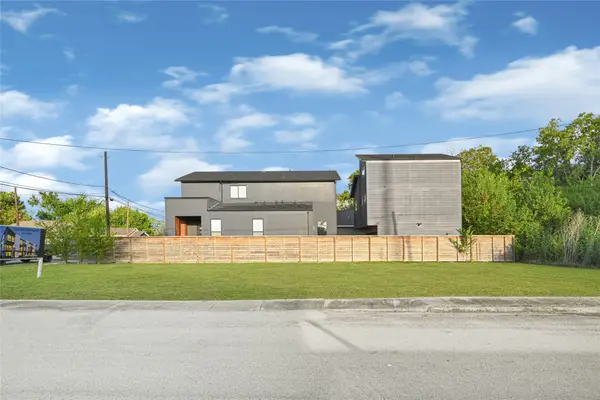 2118 Sampson Street, Houston, TX 77004