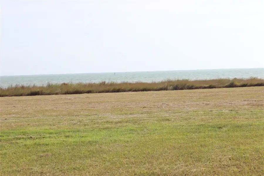 3316 Bay Ridge Drive, Palacios, TX 77465 - #2