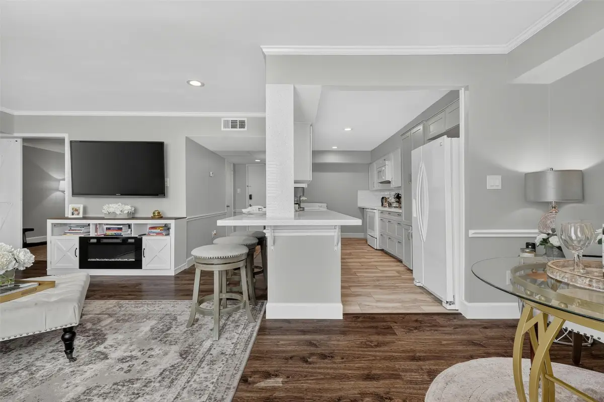 355 N Post Oak Lane #642, Houston, TX 77024 - #1