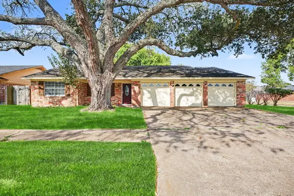 2602 Henderson Lane, Deer Park, TX 77536