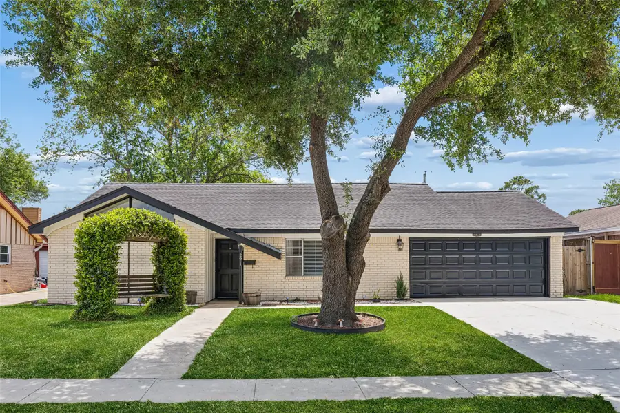 5811 Birchmont Drive, Houston, TX 77092 - #2