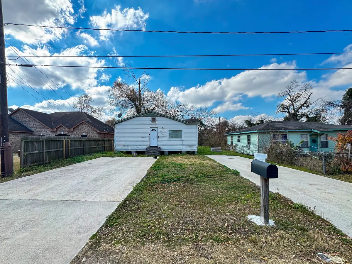 9401 Heatherside Street, Houston, TX 77016 - #1