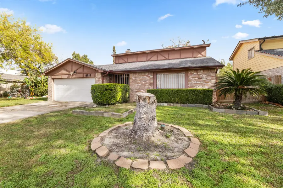 8618 Apothecary Lane, Houston, TX 77064 - Image #2