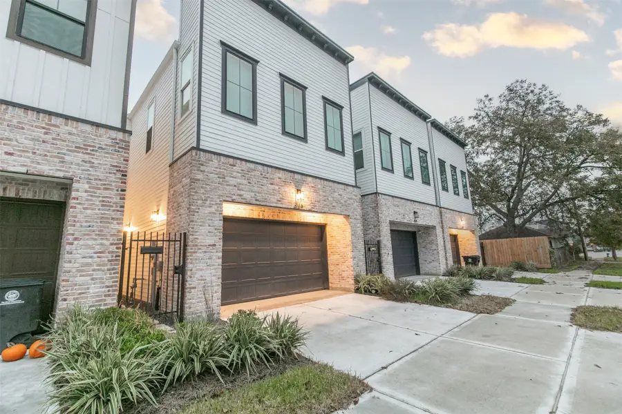 826 Nadine Street, Houston, TX 77009 - #3