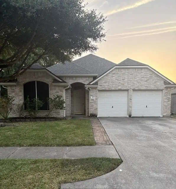 18619 Woodbreeze Drive, Humble, TX 77346