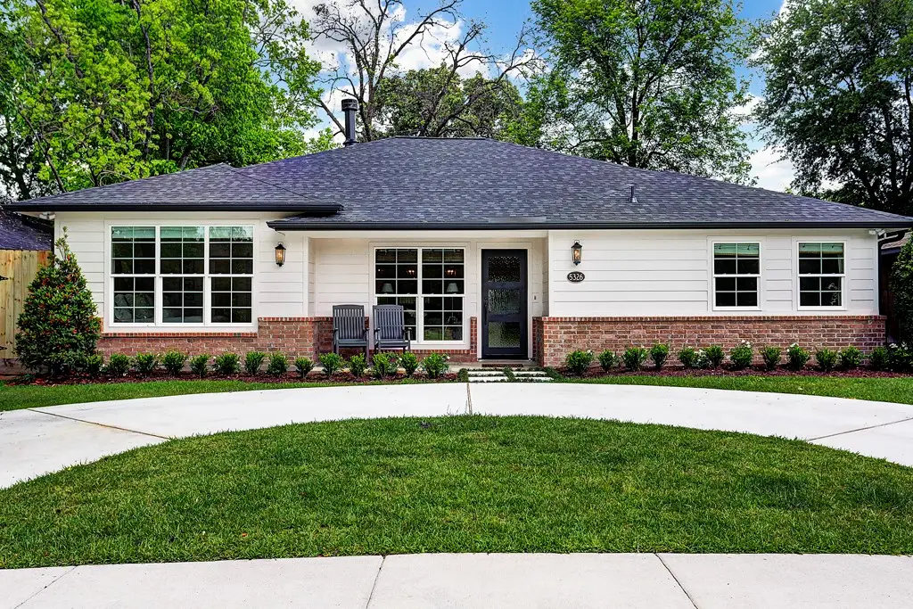 5326 Windswept Lane, Houston, TX 77056 - Image #1
