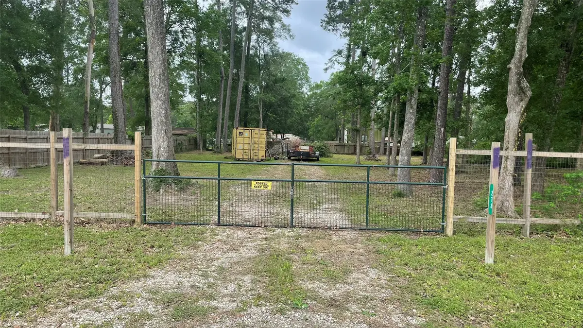 273 County Road 428, Dayton, TX 77535 - #1
