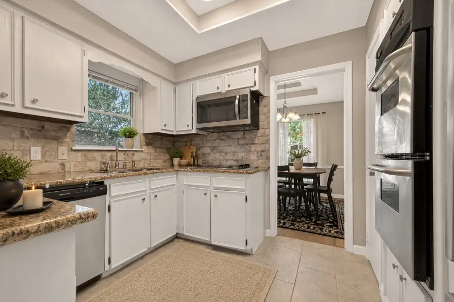 1519 Hitherfield Drive, Sugar Land, TX 77498 - #3