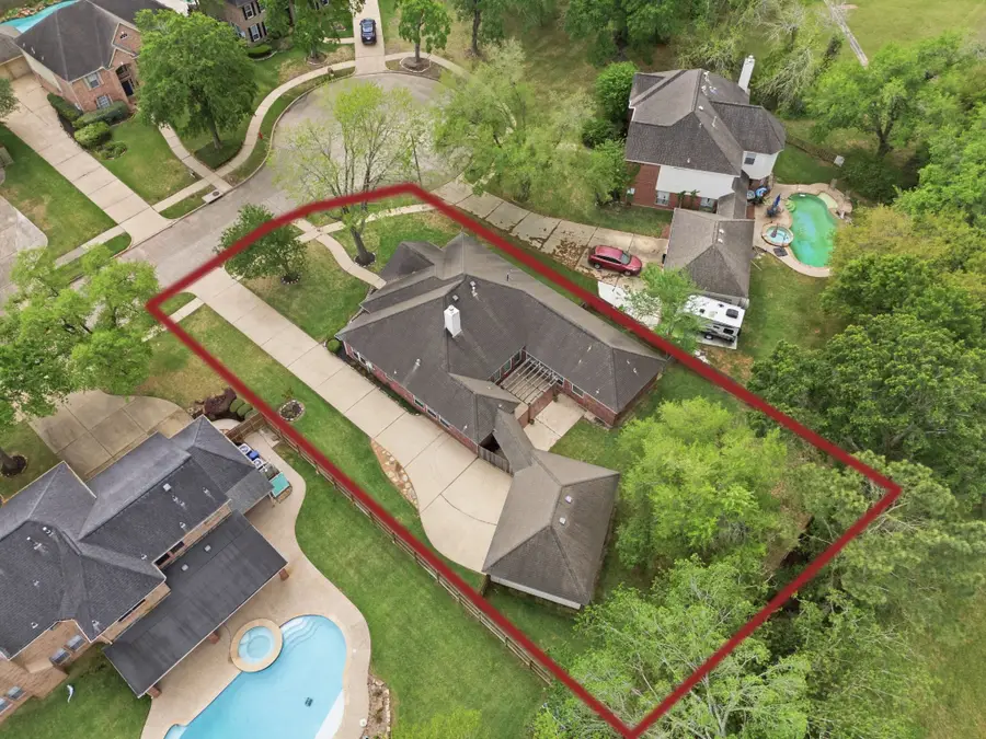 304 Melodywood Drive, Friendswood, TX 77546 - #2