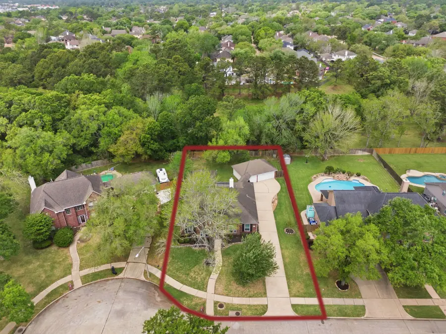 304 Melodywood Drive, Friendswood, TX 77546 - #3