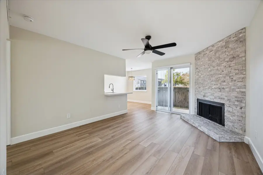 18800 Egret Bay Boulevard #907, Houston, TX 77058 - #2