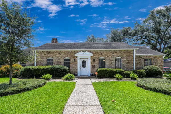 614 Val Lena Drive, Houston, TX 77024
