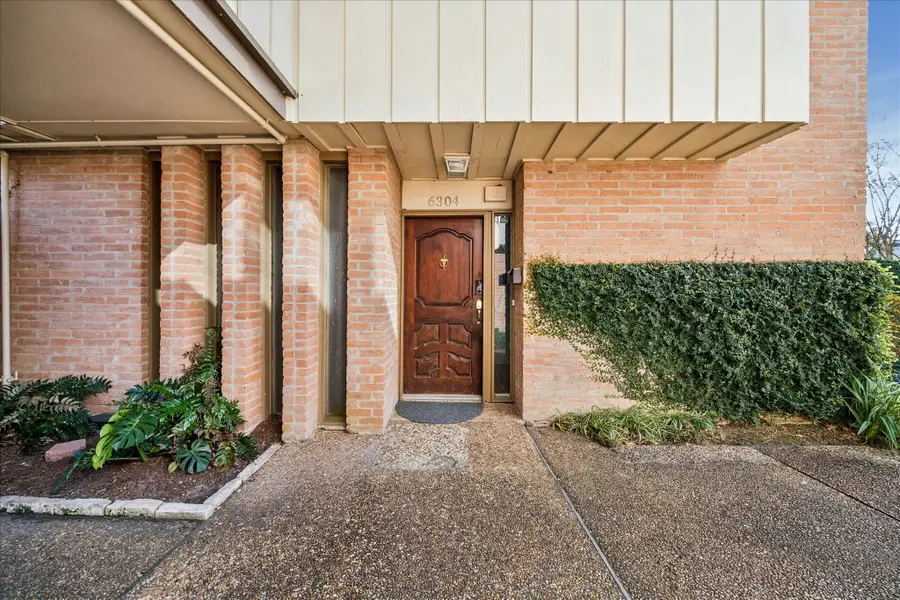 6304 Crab Orchard Road #6304, Houston, TX 77057 - Image #3