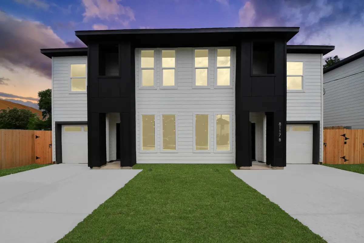 8119 Sterlingshire Street #A/B, Houston, TX 77078 - #1