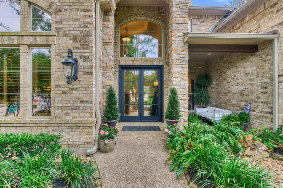 27 Knightsgate Circle, The Woodlands, TX 77382 - #2