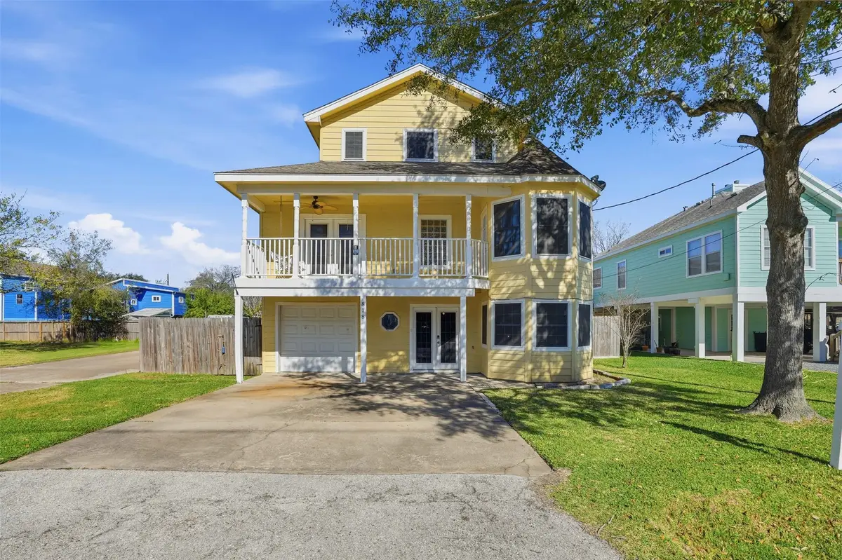 818 Cedar Road, Clear Lake Shores, TX 77565 - Image #1