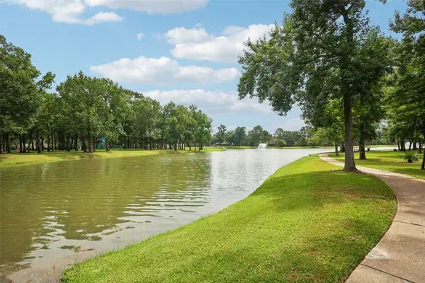 14326 Chartley Falls Drive, Houston, TX 77044