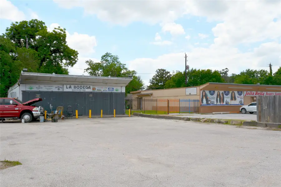 10013 W Montgomery Road, Houston, TX 77088 - #3