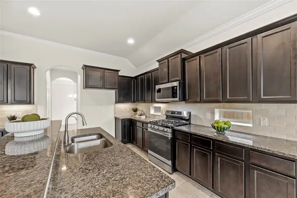 5205 Rainy Garden Court, Rosharon, TX 77583