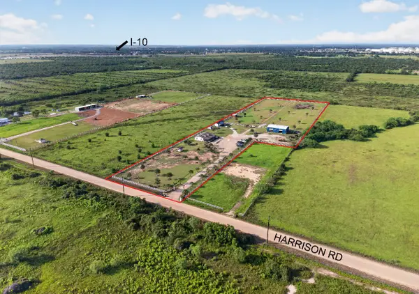 2672 Harrison Road, Sealy, TX 77474