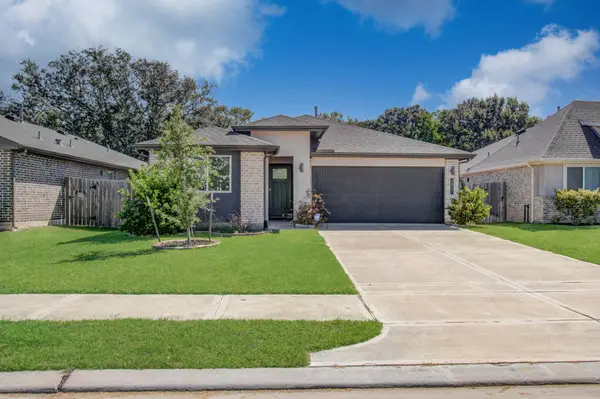 5047 Natchez Trace, Arcola, TX 77545
