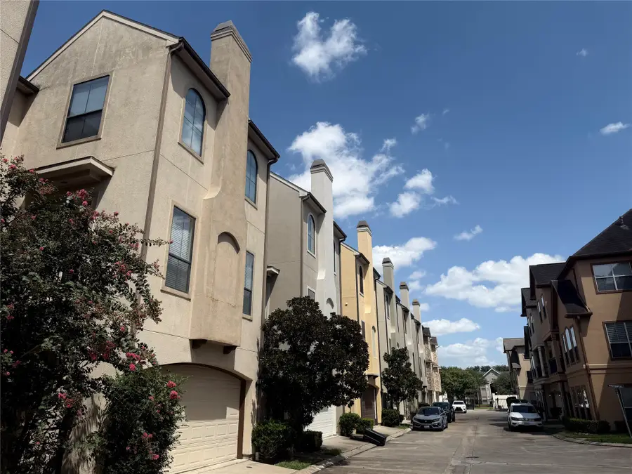 3030 Orchard Drive, Houston, TX 77054 - #2