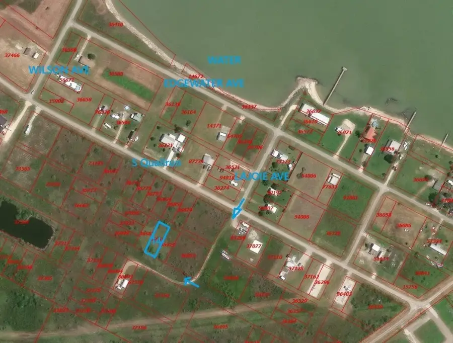 14 S Quailrun Avenue, Port Lavaca, TX 77979 - #2