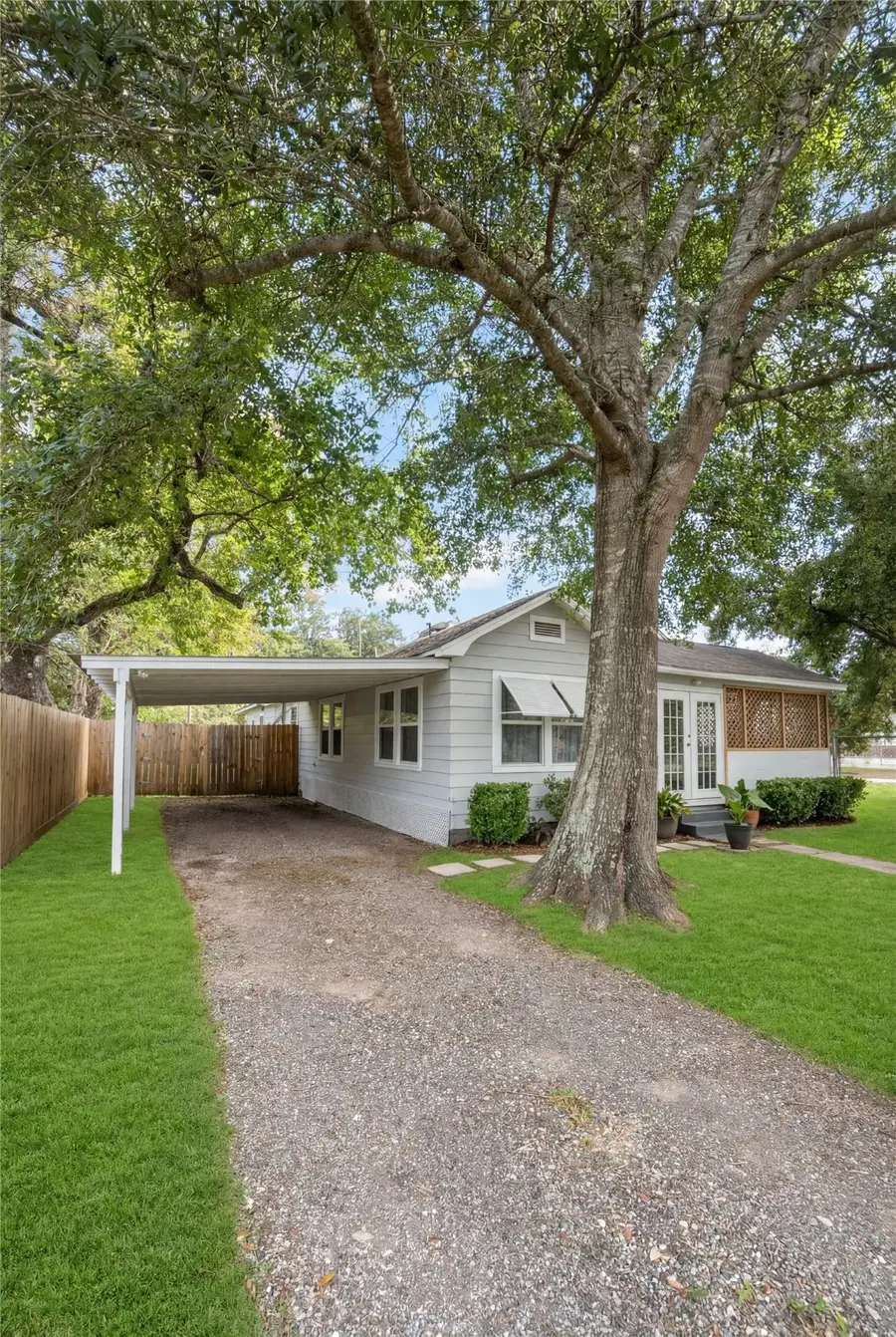 511 S Winfree Street, Dayton, TX 77535 - Image #2