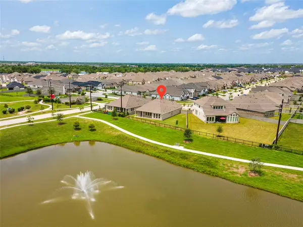 5003 Park Willow Drive, Manvel, TX 77578