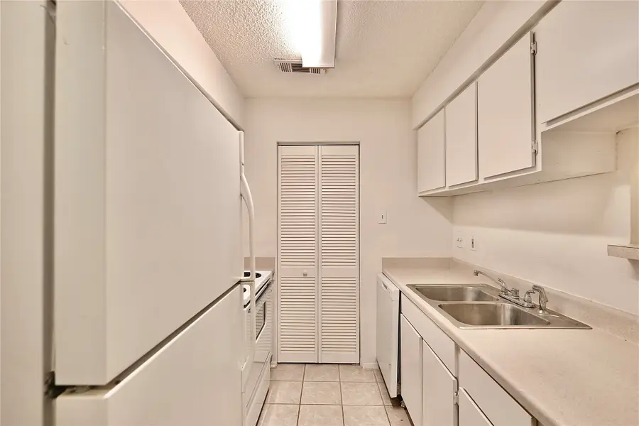 9407 Pagewood Lane, Houston, TX 77063 - #2