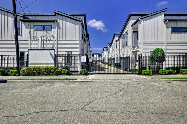 659 Press St, Houston, TX 77020