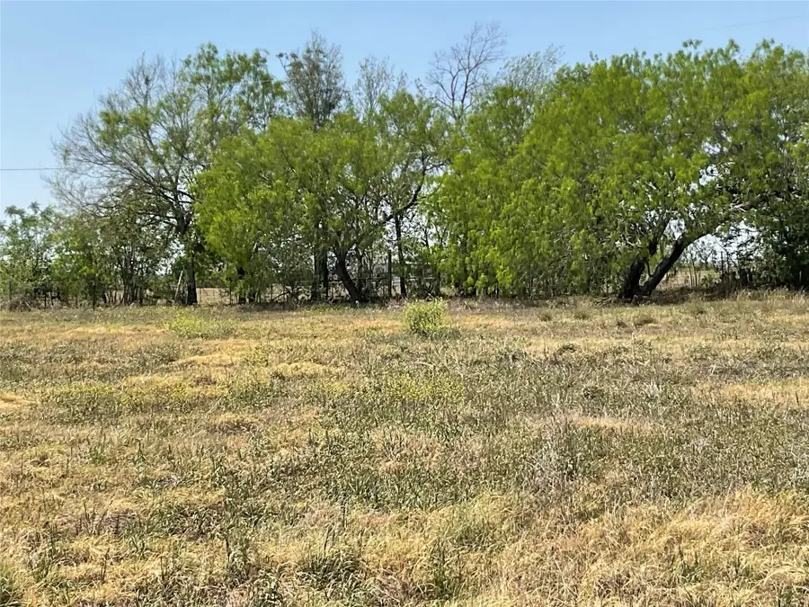 69 Horseshoe Drive, Gonzales, TX 78629 - #3