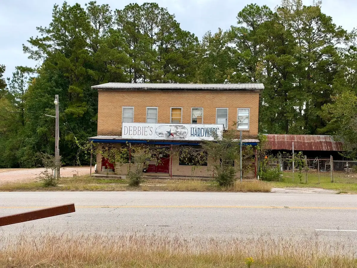108 N Wheeler Road, Colmesneil, TX 75938 - #1